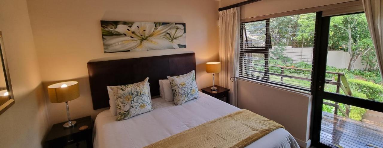 SomerZicht Guest House Somerset West Exterior foto